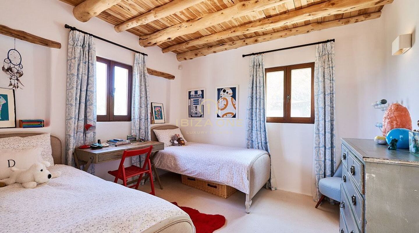 Blakstad : Propriété de luxe au nord d'Ibiza avec vue sur la mer à vendre, Ibiza - Blakstad : Propriété de luxe au nord d'Ibiza avec vue sur la mer à louer Ibiza