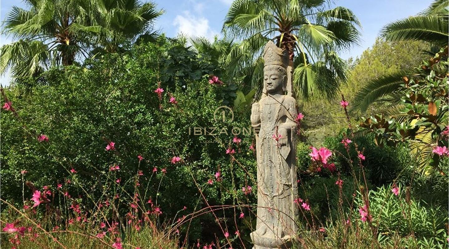 Belle propriété de luxe avec jardin tropical et vue sur Dalt Vila à vendre, Ibiza - Belle propriété de luxe avec jardin tropical et vue sur Dalt Vila à louer, Ibiza