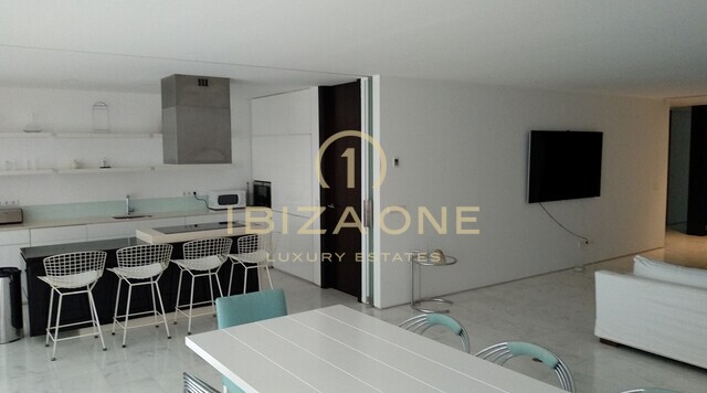 Exclusief luxe penthouse met 3 slaapkamers in Es Pouet met uitzicht op zee en Dalt Vila te koop, Ibiza - Exclusief luxe penthouse met 3 slaapkamers in Es Pouet met uitzicht op zee en Dalt Vila te huur, Ibiza