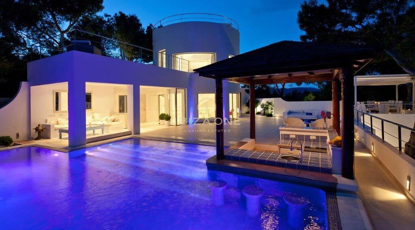 Villa de luxe élégante à vendre à km4, Ibiza