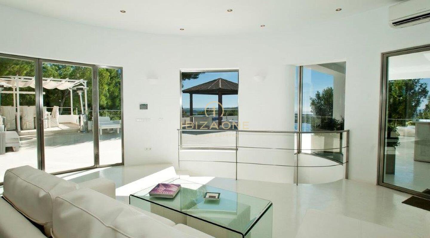Villa de luxe élégante à vendre à km4, Ibiza