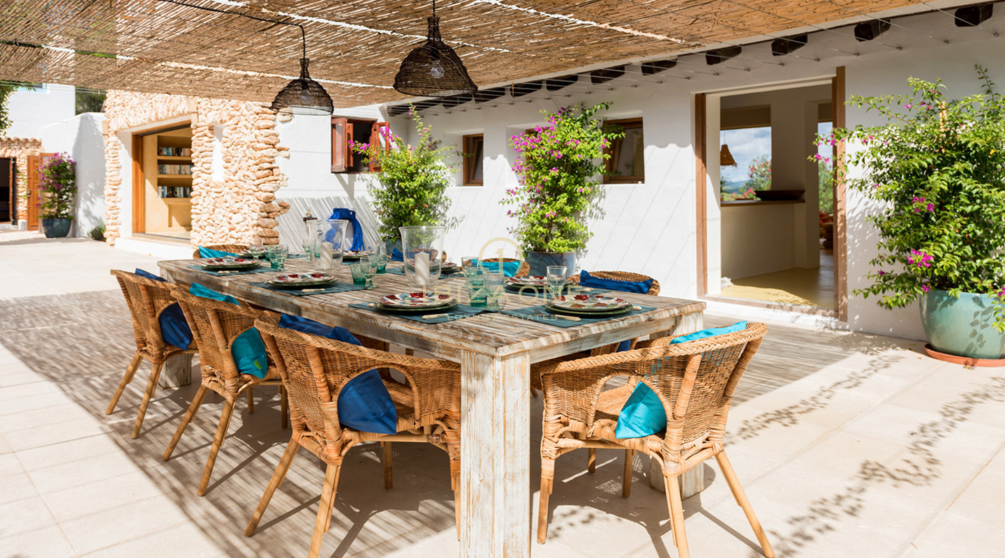 Large luxury property near Ibiza with countryside views for sale