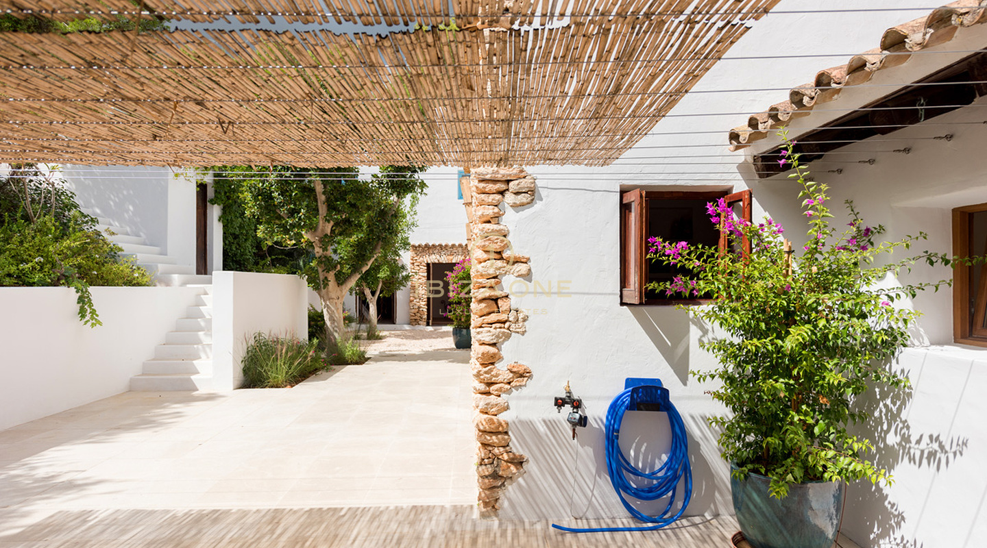 Large luxury property near Ibiza with countryside views for sale