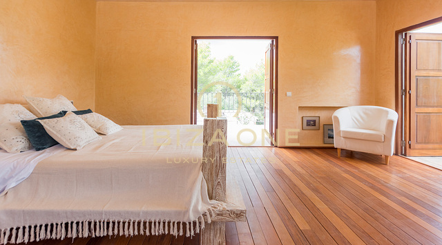 Grande propriété de luxe près d'Ibiza avec vue sur la campagne à vendre