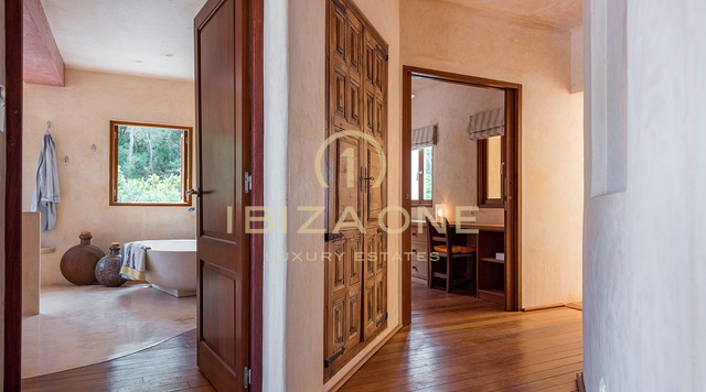 Large luxury property near Ibiza with countryside views for sale