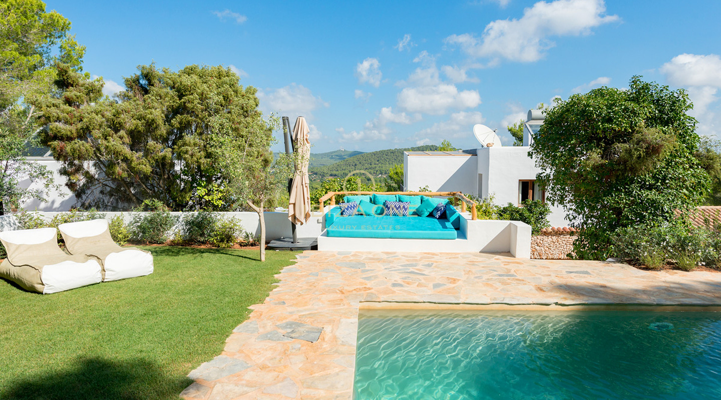 Large luxury property near Ibiza with countryside views for sale