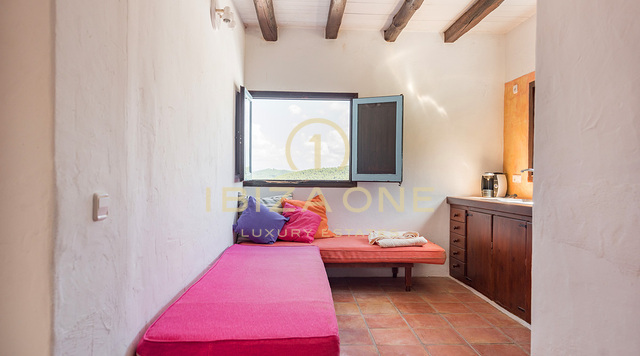 Grande propriété de luxe près d'Ibiza avec vue sur la campagne à vendre