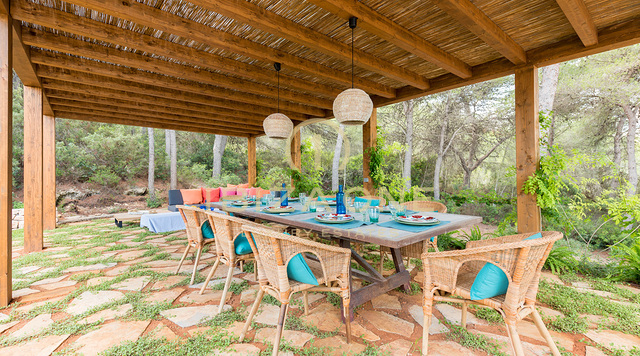 Grande proprietà di lusso vicino a Ibiza con vista sulla campagna in vendita