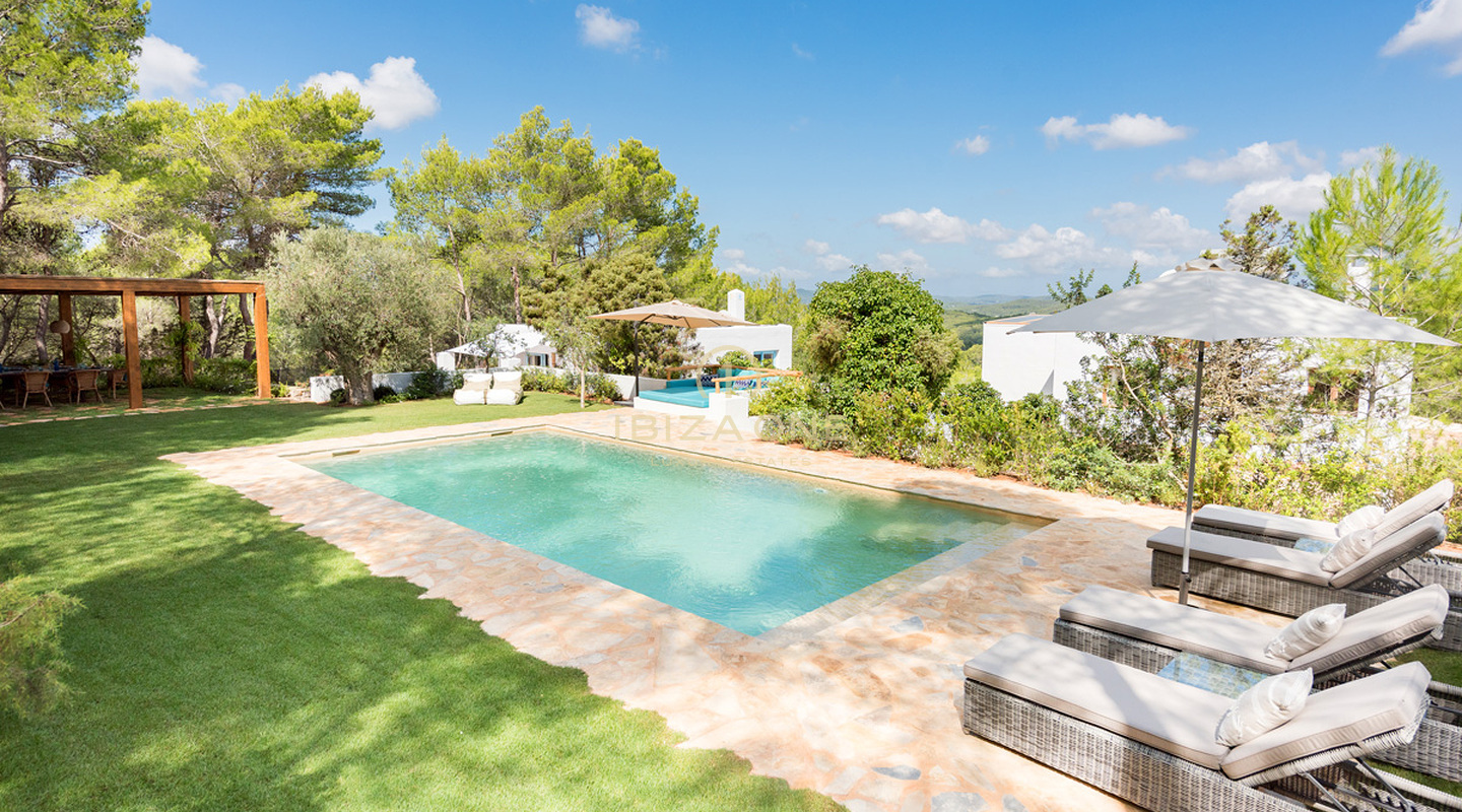 Large luxury property near Ibiza with countryside views for sale