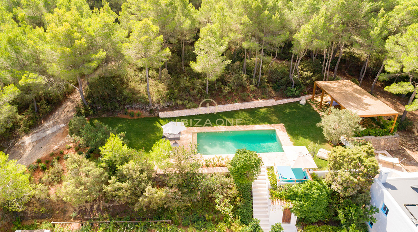 Large luxury property near Ibiza with countryside views for sale