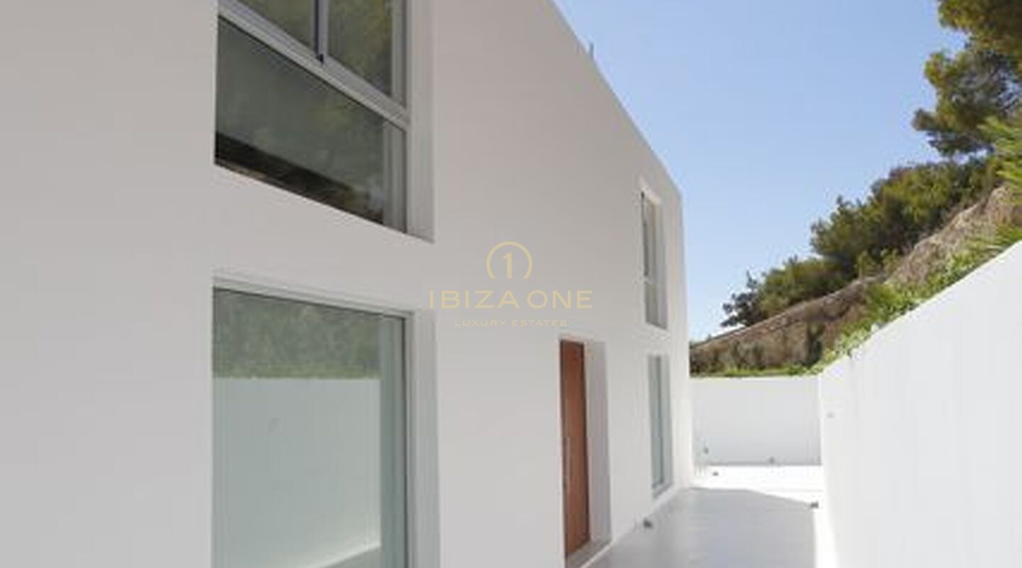 Villa de lujo de arquitectura moderna con vistas únicas al mar en venta, Ibiza - Villa de lujo de arquitectura moderna con vistas únicas al mar en alquiler, Ibiza