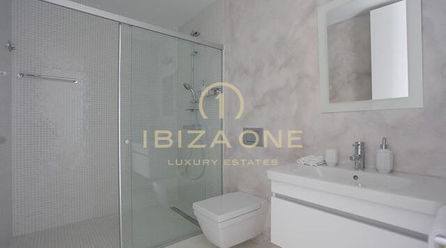 Villa de lujo de arquitectura moderna con vistas únicas al mar en venta, Ibiza - Villa de lujo de arquitectura moderna con vistas únicas al mar en alquiler, Ibiza