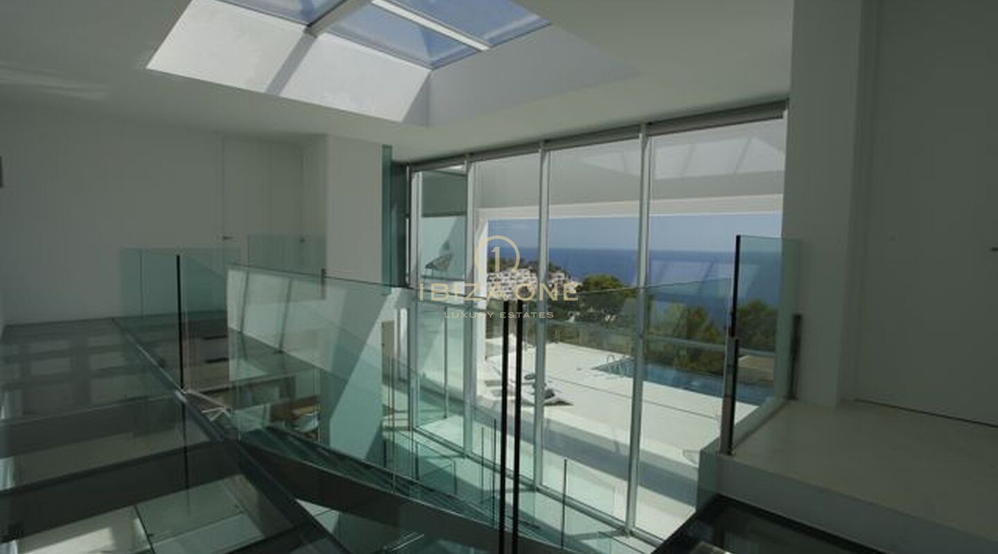 Villa de lujo de arquitectura moderna con vistas únicas al mar en venta, Ibiza - Villa de lujo de arquitectura moderna con vistas únicas al mar en alquiler, Ibiza