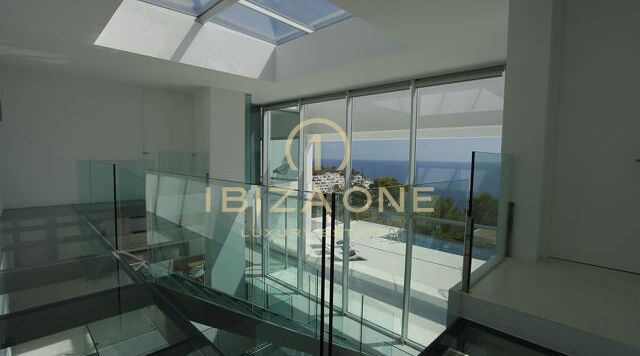 Villa de lujo de arquitectura moderna con vistas únicas al mar en venta, Ibiza - Villa de lujo de arquitectura moderna con vistas únicas al mar en alquiler, Ibiza