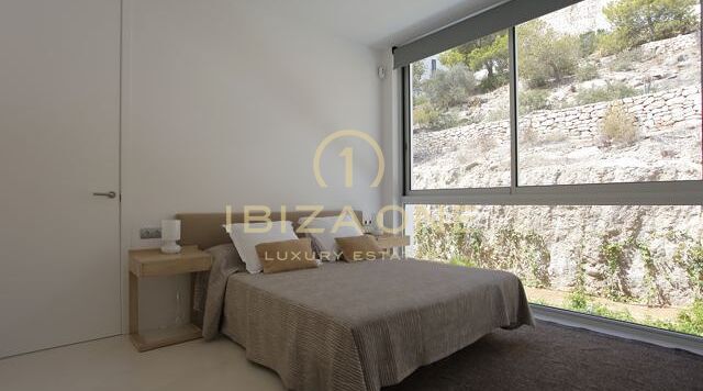 Villa de lujo de arquitectura moderna con vistas únicas al mar en venta, Ibiza - Villa de lujo de arquitectura moderna con vistas únicas al mar en alquiler, Ibiza