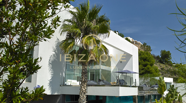Luxusvilla mit moderner Architektur und einzigartigem Meerblick zu verkaufen, Ibiza - Luxusvilla mit moderner Architektur und einzigartigem Meerblick zu vermieten, Ibiza