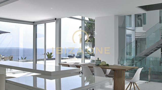 Villa de lujo de arquitectura moderna con vistas únicas al mar en venta, Ibiza - Villa de lujo de arquitectura moderna con vistas únicas al mar en alquiler, Ibiza