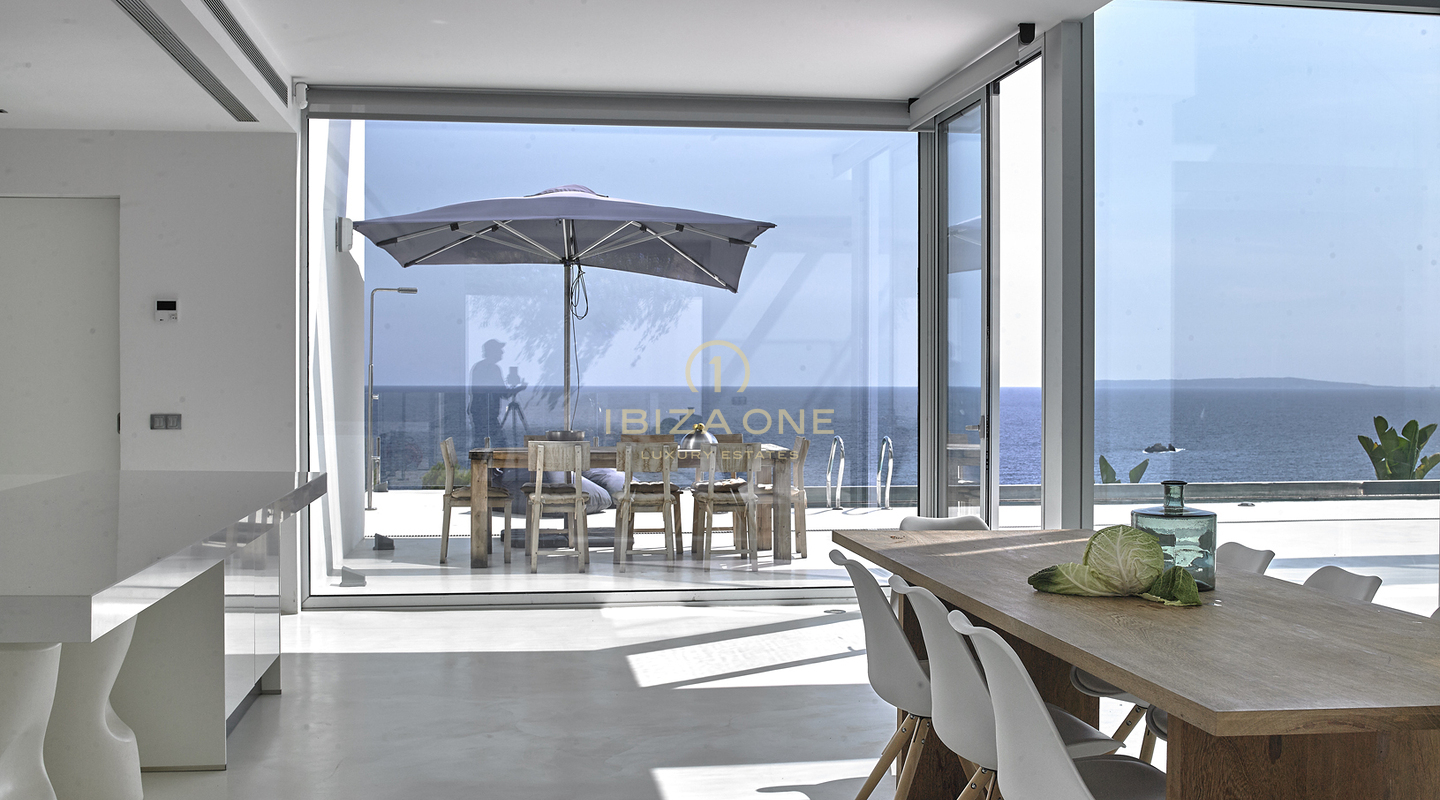 Villa de lujo de arquitectura moderna con vistas únicas al mar en venta, Ibiza - Villa de lujo de arquitectura moderna con vistas únicas al mar en alquiler, Ibiza