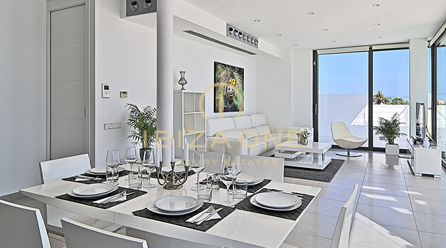 Neue luxuriöse moderne Villa in der Nähe von Ibiza-Stadt zu verkaufen, Ibiza - Neue luxuriöse moderne Villa in der Nähe von Ibiza-Stadt zu vermieten, Ibiza - die Villa verfügt über eine touristische Vermietungslizenz mit der Nummer ET-0269-E