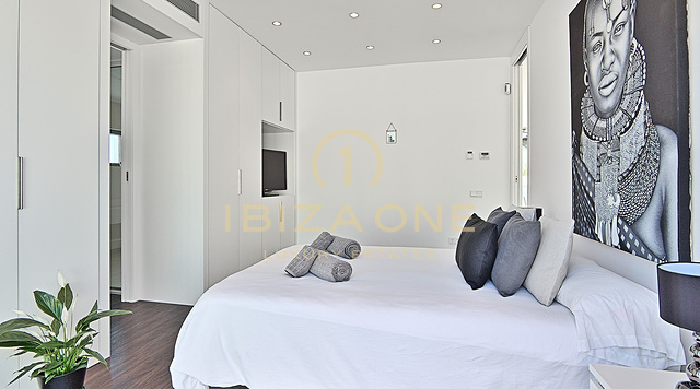 Nuova villa moderna di lusso in vendita vicino alla città di Ibiza, Ibiza - Nuova villa moderna di lusso in affitto vicino alla città di Ibiza, Ibiza - la villa ha una licenza di affitto turistico con il seguente numero ET-0269-E