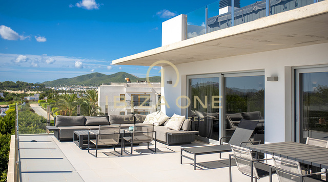 Modern luxe penthouse met uitzicht op zee en de oude stad te koop, Ibiza - Modern luxe penthouse met uitzicht op zee en de oude stad te huur, Ibiza