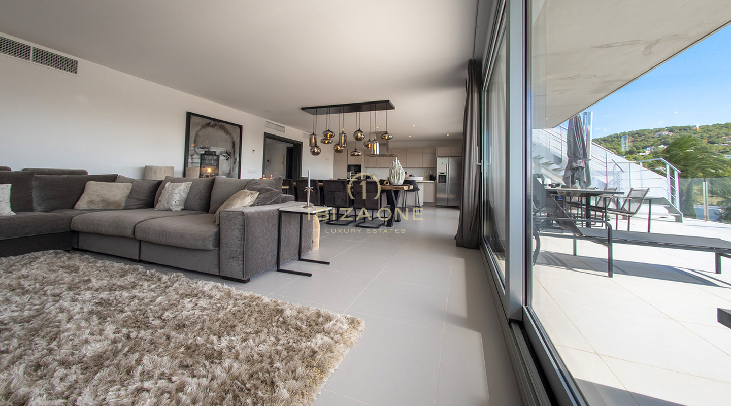Penthouse de luxe moderne avec vue sur la mer et la vieille ville à vendre, Ibiza - Penthouse de luxe moderne avec vue sur la mer et la vieille ville à louer, Ibiza