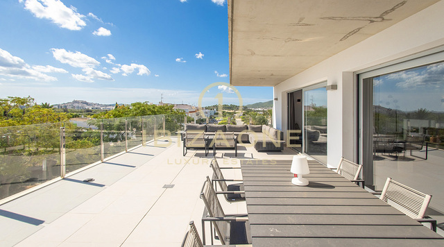 Modern luxury penthouse with views to the sea and the old town for sale, Ibiza - Modern luxury penthouse with views to the sea and the old town for rent, Ibiza