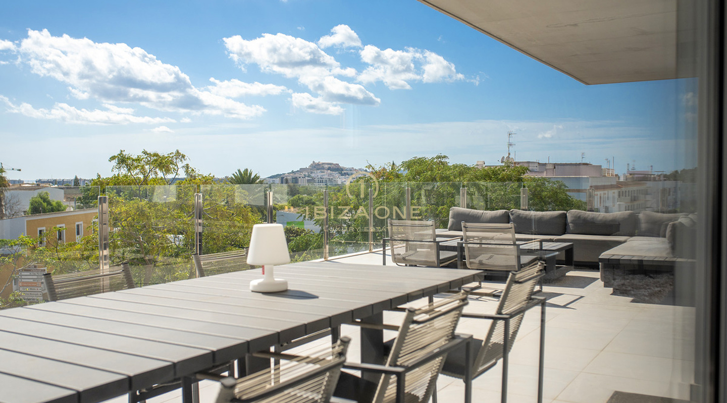 Attico moderno di lusso con vista sul mare e sul centro storico in vendita, Ibiza - Attico moderno di lusso con vista sul mare e sul centro storico in affitto, Ibiza