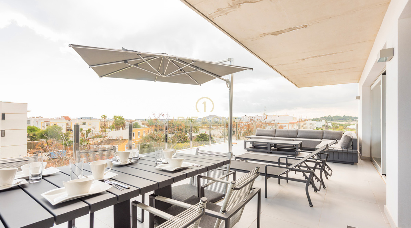 Modern luxury penthouse with views to the sea and the old town for sale, Ibiza - Modern luxury penthouse with views to the sea and the old town for rent, Ibiza