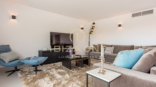 Moderno ático de lujo con vistas al mar y al casco antiguo en venta, Ibiza - Moderno ático de lujo con vistas al mar y al casco antiguo en alquiler, Ibiza