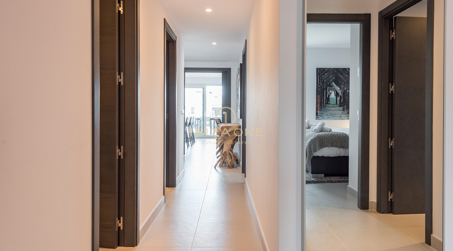Modernes Luxus-Penthouse mit Blick auf das Meer und die Altstadt zu verkaufen, Ibiza - Modernes Luxus-Penthouse mit Blick auf das Meer und die Altstadt zu vermieten, Ibiza