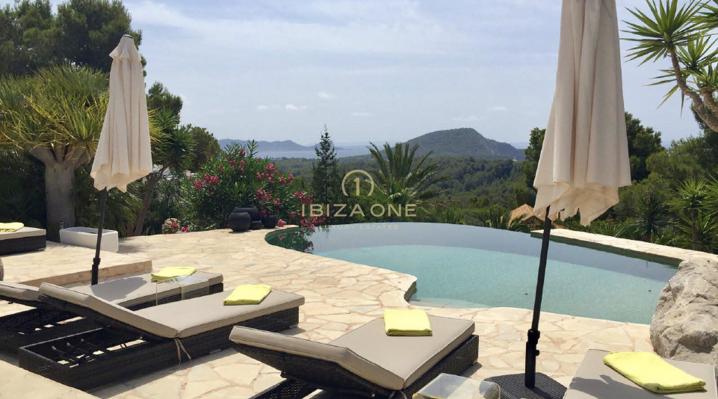 Preciosa villa de lujo con casa de invitados y vistas al mar en venta, Ibiza - Preciosa villa de lujo con casa de invitados y vistas al mar en venta, Ibiza