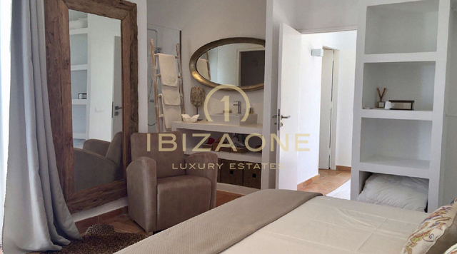 Preciosa villa de lujo con casa de invitados y vistas al mar en venta, Ibiza - Preciosa villa de lujo con casa de invitados y vistas al mar en venta, Ibiza