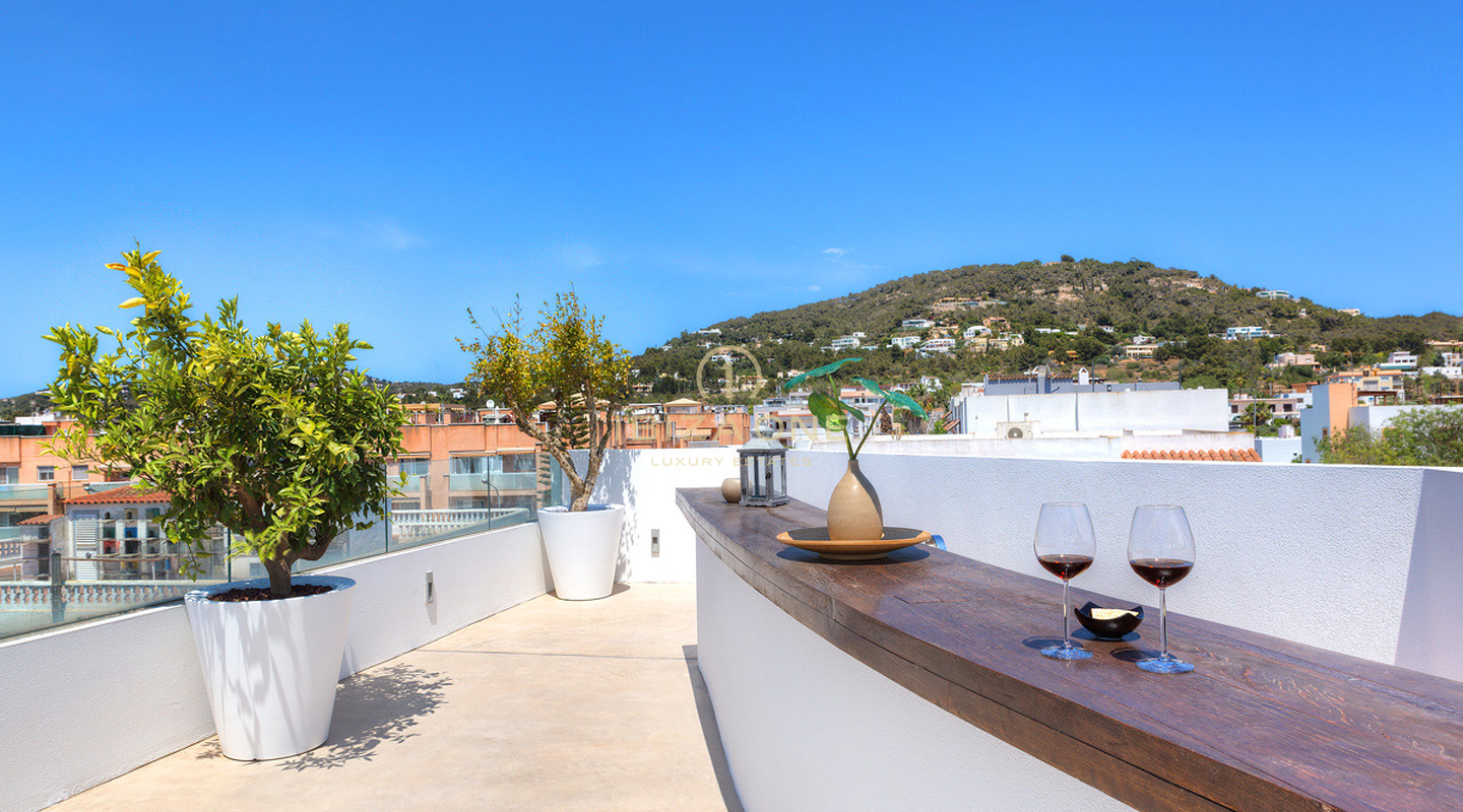 Luxurious penthouse with private pool and views to Dalt Vila for sale, Ibiza - Luxurious penthouse with private pool and views to Dalt Vila for rent, Ibiza