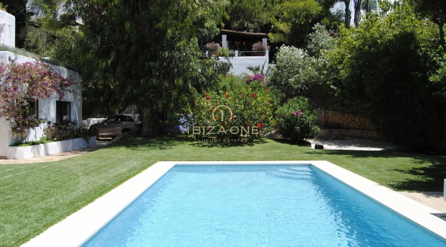 Beautiful luxury property in Can Furnet with great views to the sea and Dalt Vila for sale, Ibiza -Beautiful luxury property in Can Furnet with great views to the sea and Dalt Vila for rent, Ibiza