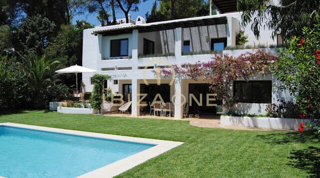 Beautiful luxury property in Can Furnet with great views to the sea and Dalt Vila for sale, Ibiza -Beautiful luxury property in Can Furnet with great views to the sea and Dalt Vila for rent, Ibiza