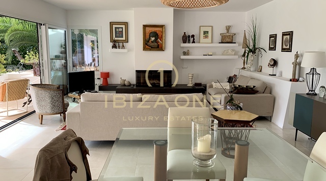Beautiful luxury property in Can Furnet with great views to the sea and Dalt Vila for sale, Ibiza -Beautiful luxury property in Can Furnet with great views to the sea and Dalt Vila for rent, Ibiza