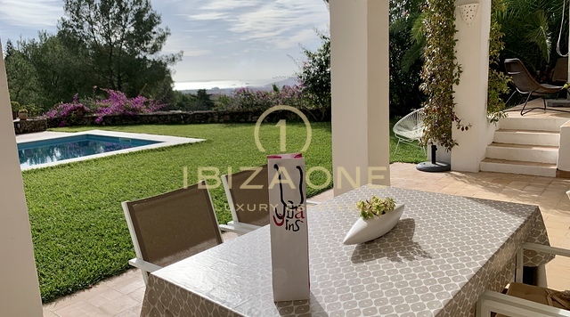 Wunderschönes Luxusanwesen in Can Furnet mit herrlichem Blick auf das Meer und Dalt Vila zu verkaufen, Ibiza - Wunderschönes Luxusanwesen in Can Furnet mit herrlichem Blick auf das Meer und Dalt Vila zu vermieten, Ibiza