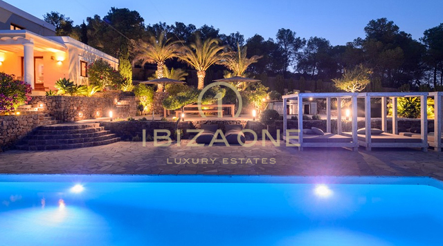 Wunderschöne Luxusvilla mit Meerblick zu verkaufen, Ibiza - Wunderschöne Luxusvilla mit Meerblick zu vermieten, Ibiza
