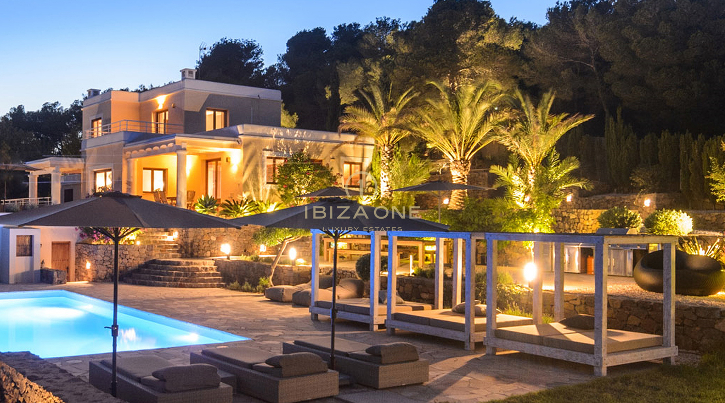 Preciosa villa de lujo con vistas al mar en venta, Ibiza - Preciosa villa de lujo con vistas al mar en alquiler, Ibiza