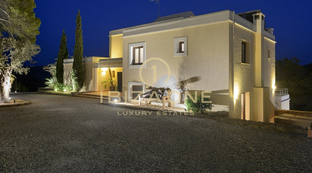 Preciosa villa de lujo con vistas al mar en venta, Ibiza - Preciosa villa de lujo con vistas al mar en alquiler, Ibiza