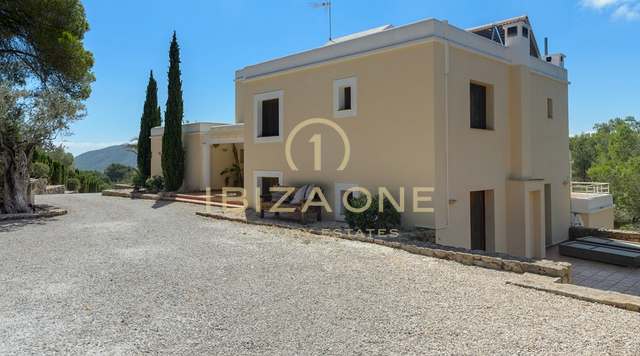 Splendida villa di lusso con vista mare in vendita, Ibiza - Splendida villa di lusso con vista mare in affitto, Ibiza