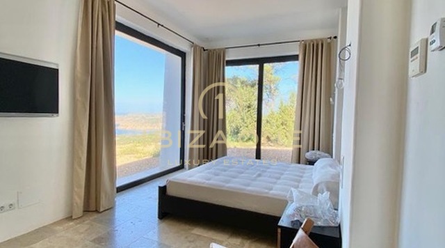 Villa de lujo de nueva construcción estilo Blakstad con vistas cercanas al mar en venta, Ibiza - Villa de lujo de nueva construcción estilo Blakstad con vistas cercanas al mar en alquiler, Ibiza