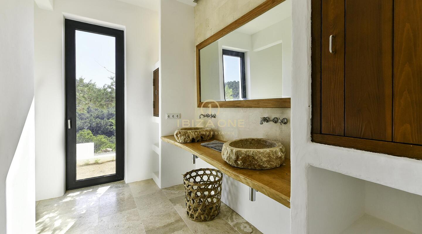 Nieuw gebouwde luxe villa in Blakstad-stijl met direct uitzicht op zee te koop, Ibiza - Nieuw gebouwde luxe villa in Blakstad-stijl met direct uitzicht op zee te huur, Ibiza