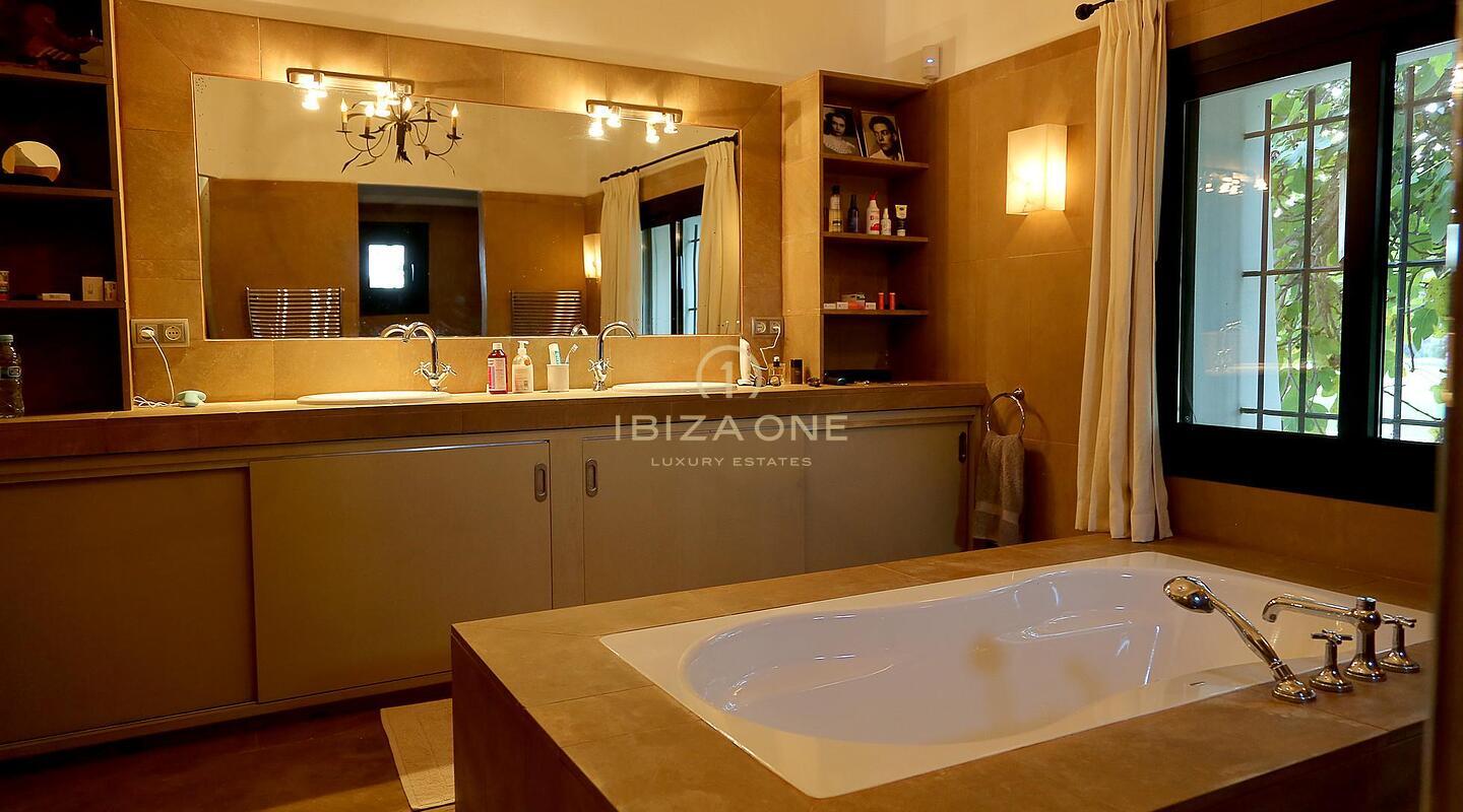 Belle finca de luxe avec maison d'hôtes séparée à vendre, Ibiza - Belle finca de luxe avec maison d'hôtes séparée à louer, Ibiza