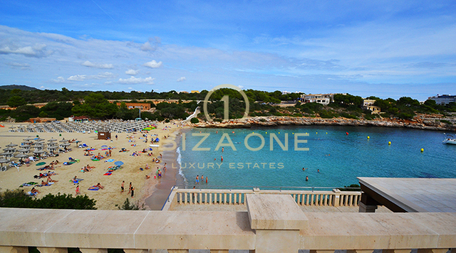 Preciosa villa de lujo en primera línea de estilo mallorquín justo en la playa con licencia de alquiler en venta, Ibiza - Preciosa villa de lujo en primera línea de estilo mallorquín justo en la playa con licencia de alquiler en alquiler, Ibiza