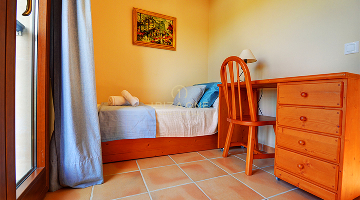 Preciosa villa de lujo en primera línea de estilo mallorquín justo en la playa con licencia de alquiler en venta, Ibiza - Preciosa villa de lujo en primera línea de estilo mallorquín justo en la playa con licencia de alquiler en alquiler, Ibiza