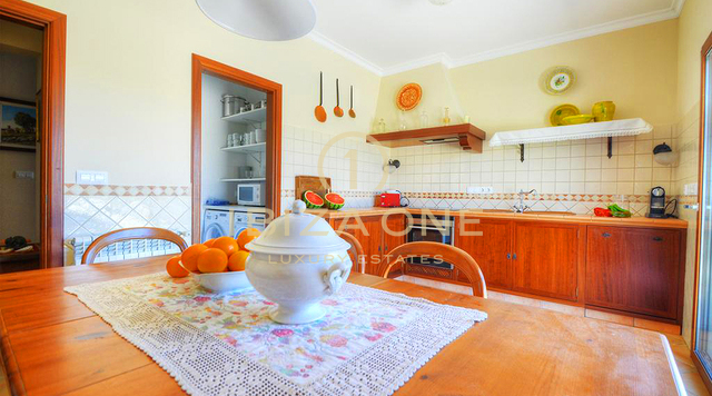 Beautiful luxury first line villa in Mallorcan style right on the beach with rental license for sale, Ibiza - Beautiful luxury first line villa in Mallorcan style right on the beach with rental license for rent, Ibiza