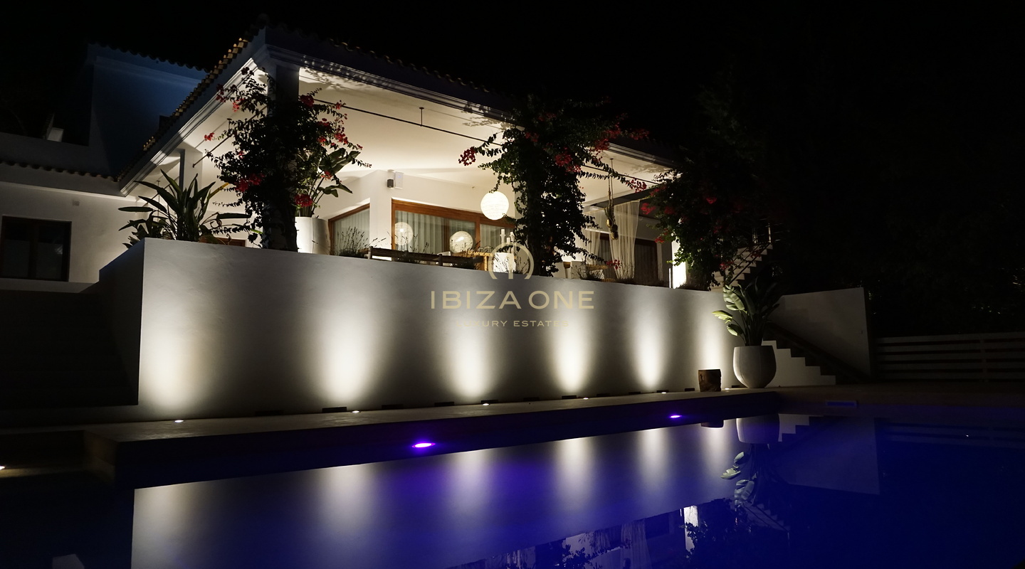 Mediterrane Luxusvilla mit Meerblick in Can Furnet zu verkaufen, Ibiza - Mediterrane Luxusvilla mit Meerblick in Can Furnet zu vermieten, Ibiza