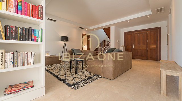 Villa mediterránea de lujo con vistas al mar en Can Furnet en venta, Ibiza - Villa mediterránea de lujo con vistas al mar en Can Furnet en alquiler, Ibiza
